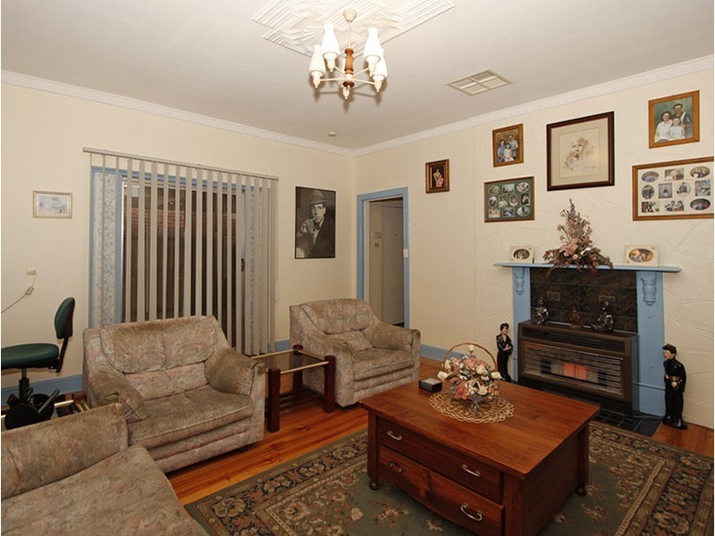 32 Lee Terrace, Rosewater SA 5013