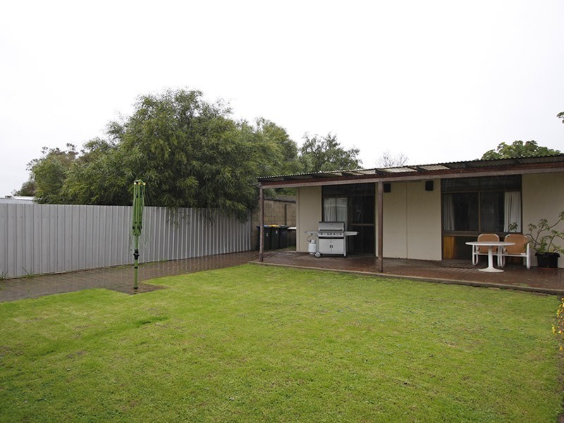 32 Lee Terrace, Rosewater SA 5013