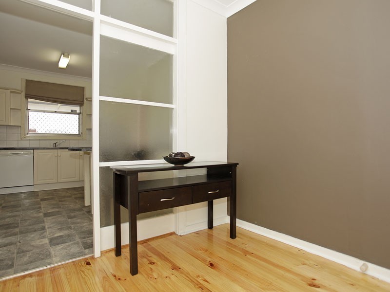 17 Borthwick Street, Henley Beach SA 5022