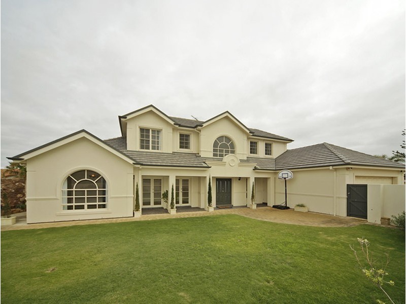 141 Seaview Road, Tennyson SA 5022