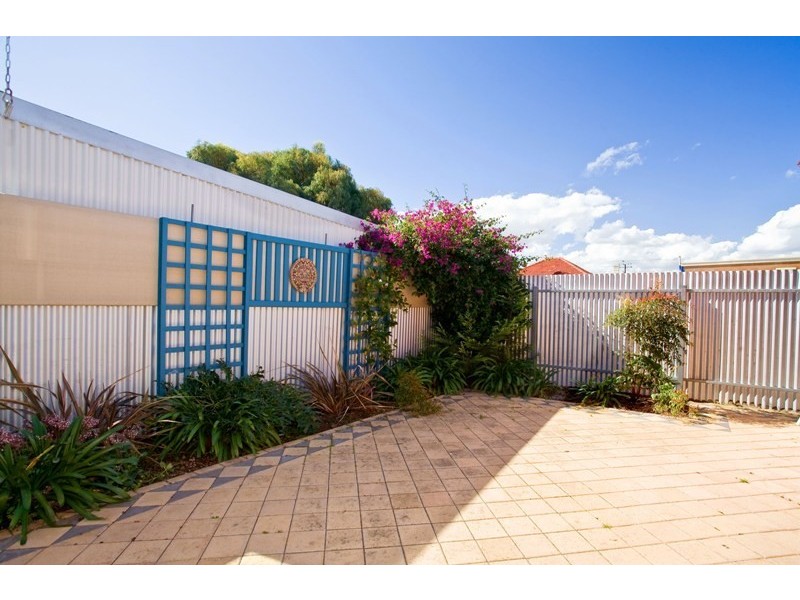 2A Princess Street, Pennington SA 5013