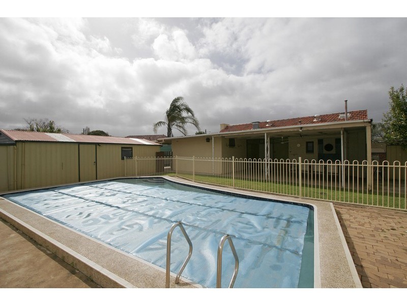 4 Lock Street, Kidman Park SA 5025