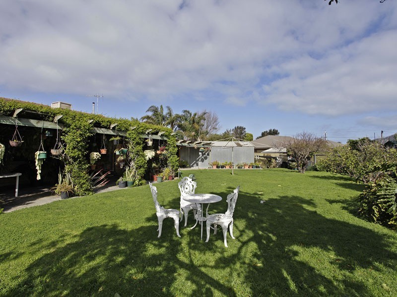 12 Fletcher Road, Henley Beach South SA 5022