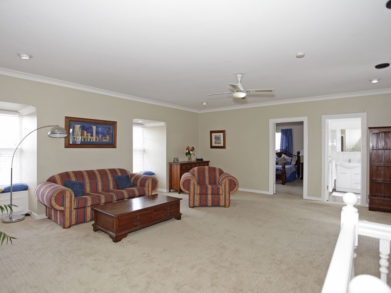 25 Sharpie Crescent, Grange SA 5022