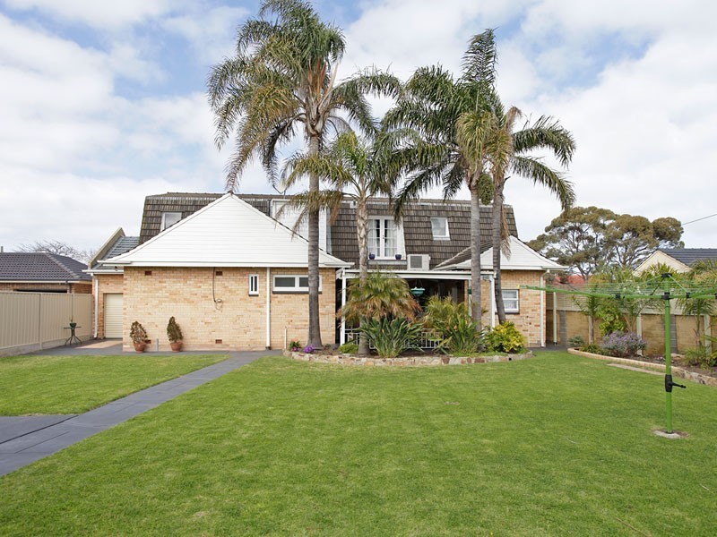 25 Sharpie Crescent, Grange SA 5022