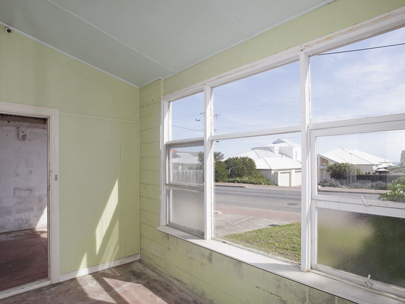 428 Seaview Road, Henley Beach SA 5022