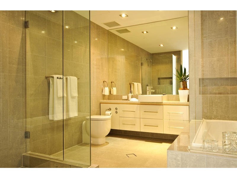 31/8-9 North Esplanade, Glenelg North SA 5045