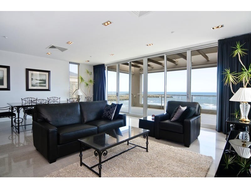 31/8-9 North Esplanade, Glenelg North SA 5045