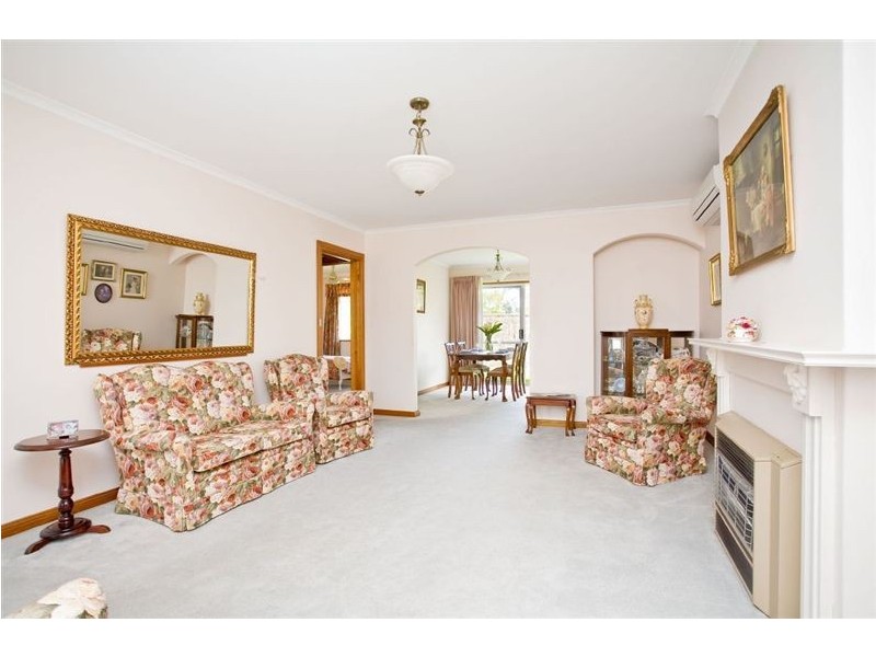 18/2 Island Drive,, West Lakes SA 5021