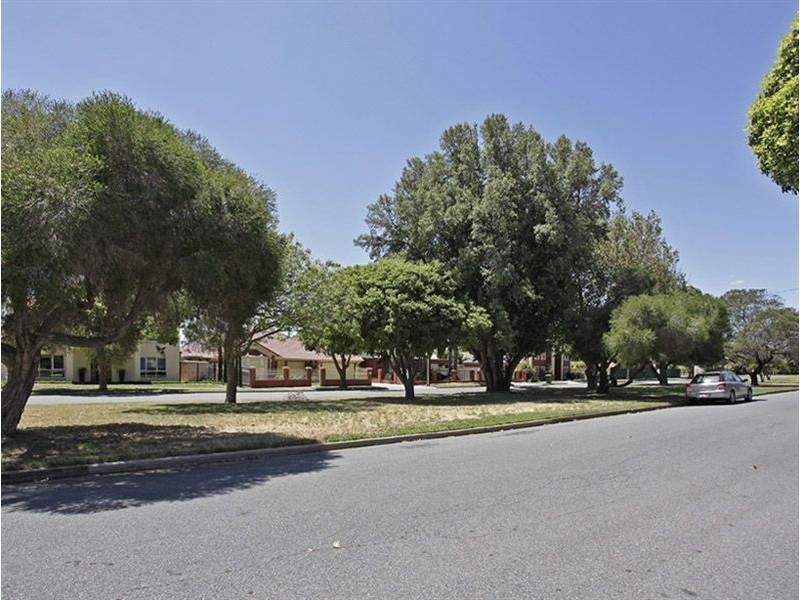 5 Cudmore Terrace, Henley Beach South SA 5022