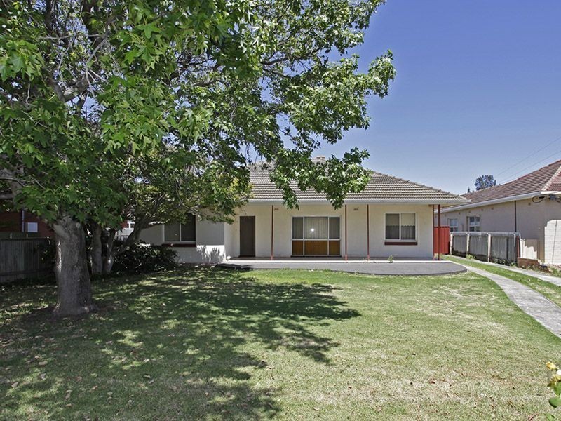 5 Cudmore Terrace, Henley Beach South SA 5022