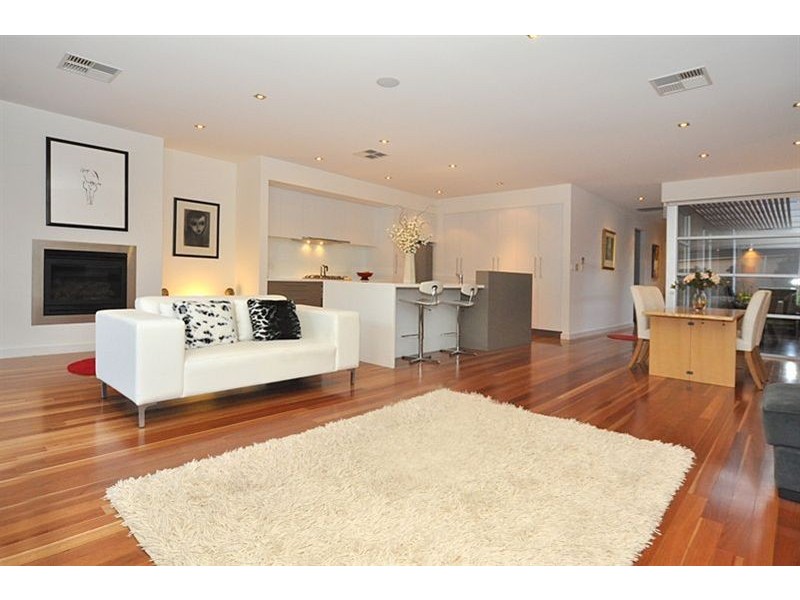 2A Aylwin Street, Henley Beach South SA 5022