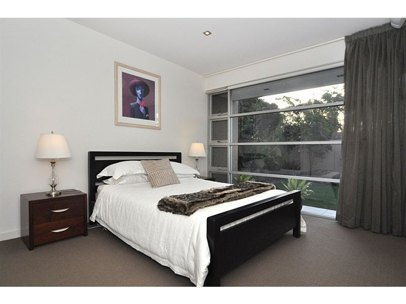 2A Aylwin Street, Henley Beach South SA 5022