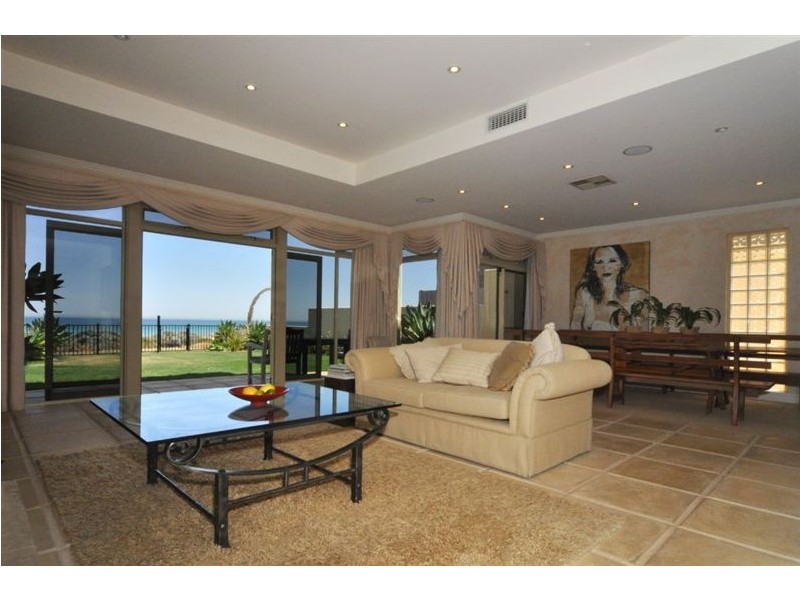 21A Seaview Road, Tennyson SA 5022