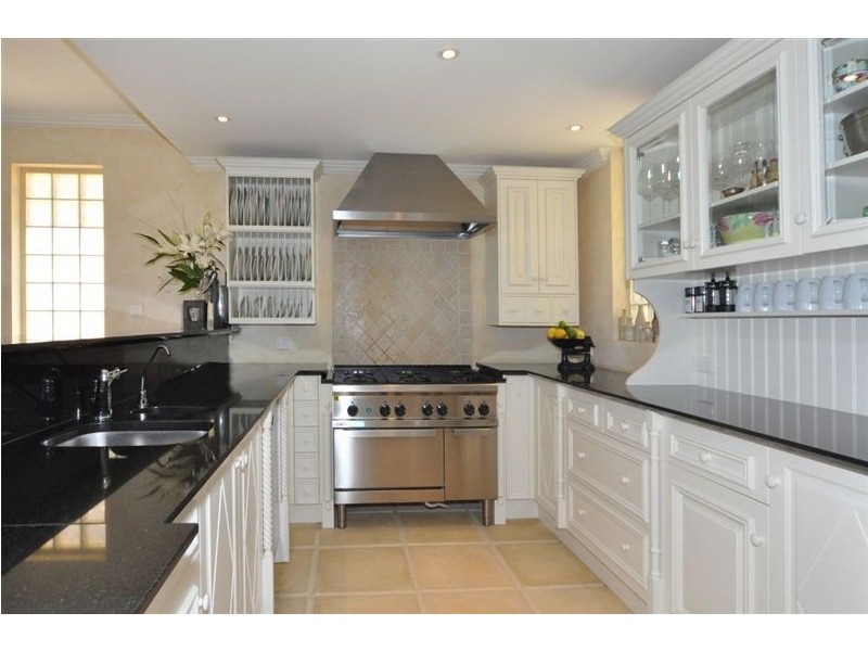 21A Seaview Road, Tennyson SA 5022