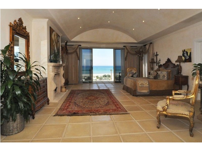 21A Seaview Road, Tennyson SA 5022