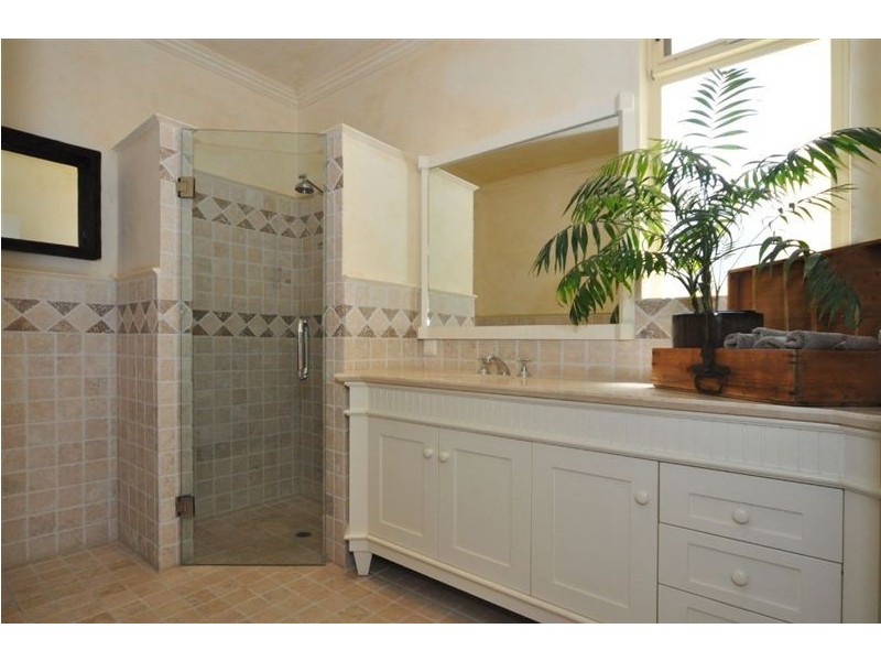 21A Seaview Road, Tennyson SA 5022