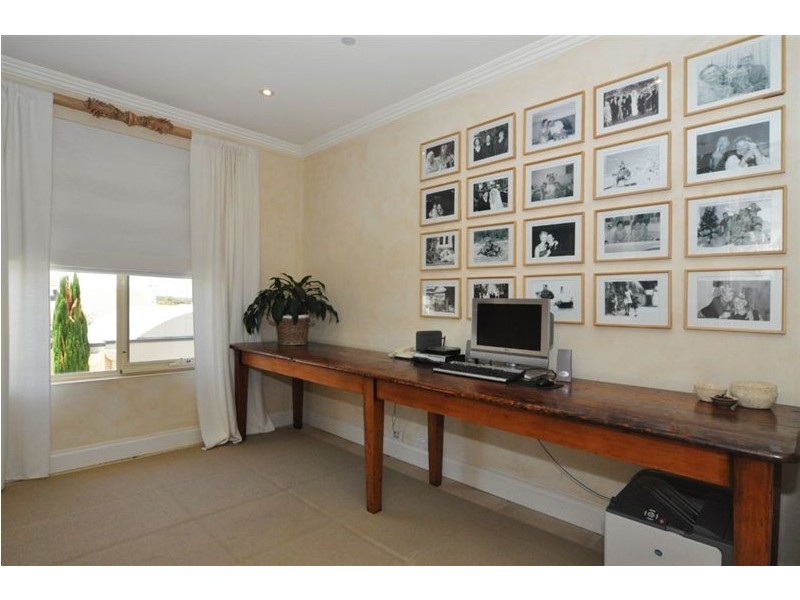 21A Seaview Road, Tennyson SA 5022