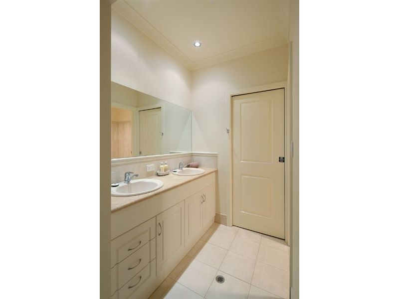 14 HMAS Australia Road, Henley Beach South SA 5022