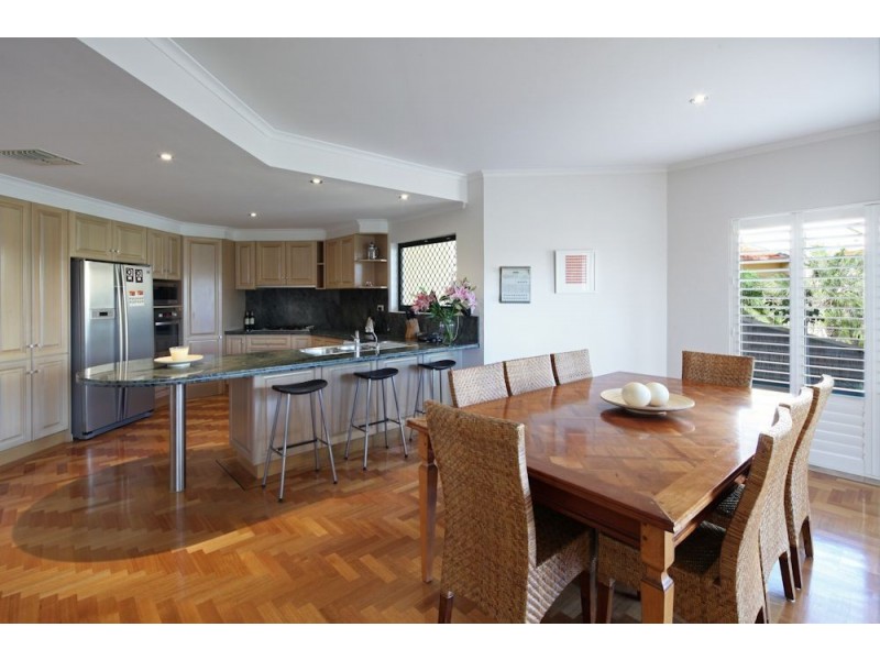 15/157 Brebner Drive, West Lakes SA 5021