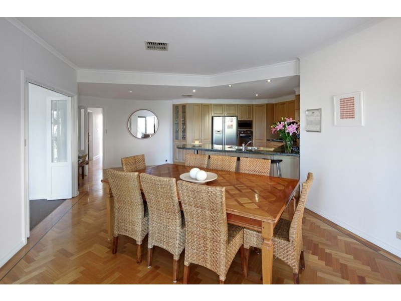 15/157 Brebner Drive, West Lakes SA 5021