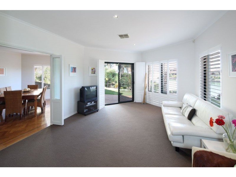 15/157 Brebner Drive, West Lakes SA 5021