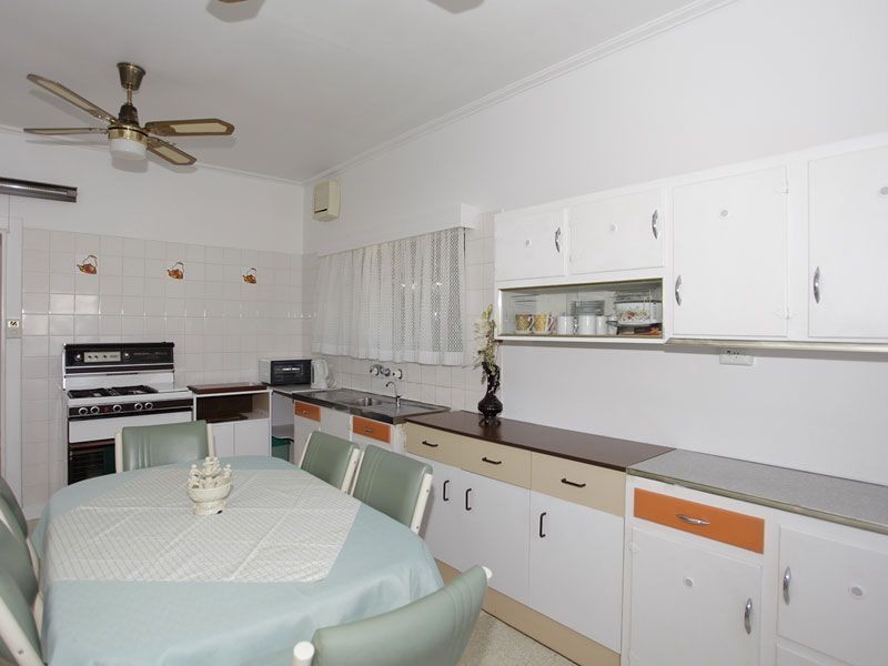 11 Third Avenue, Seaton SA 5023
