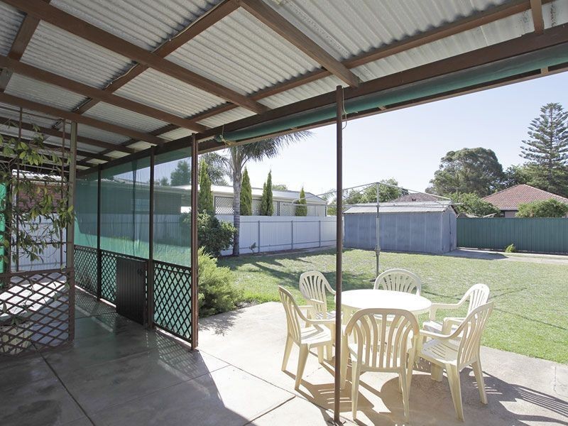 11 Third Avenue, Seaton SA 5023