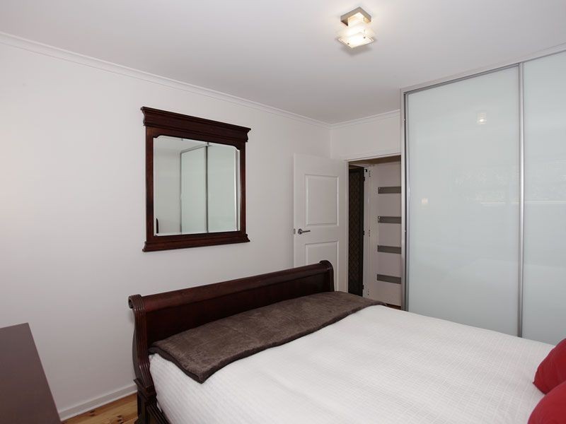 2/8 Chester Street, Henley Beach SA 5022