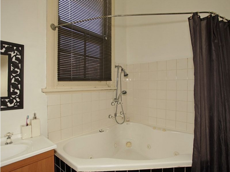 3a McGregor Terrace, Rosewater SA 5013