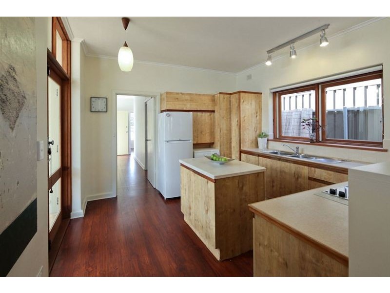 210 Seaview Road, Henley Beach South SA 5022