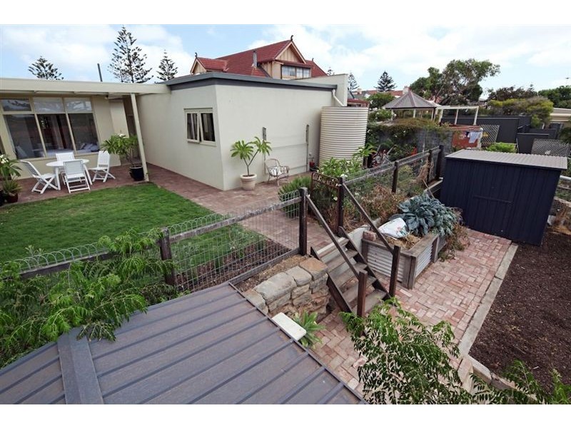 210 Seaview Road, Henley Beach South SA 5022