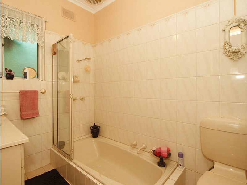 15 Siesta Avenue, West Beach SA 5024