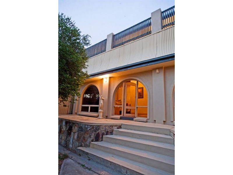 138 Seaview Road, Henley Beach South SA 5022