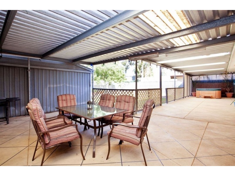 16 Quondong Avenue, Parafield Gardens SA 5107