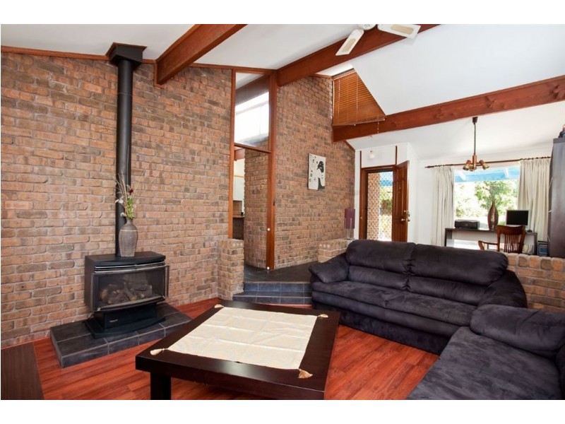 24 Hill View Road, Bridgewater SA 5155