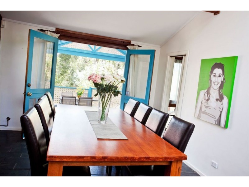 24 Hill View Road, Bridgewater SA 5155