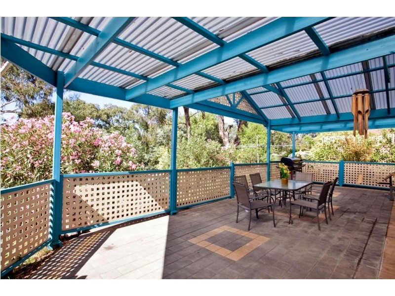 24 Hill View Road, Bridgewater SA 5155