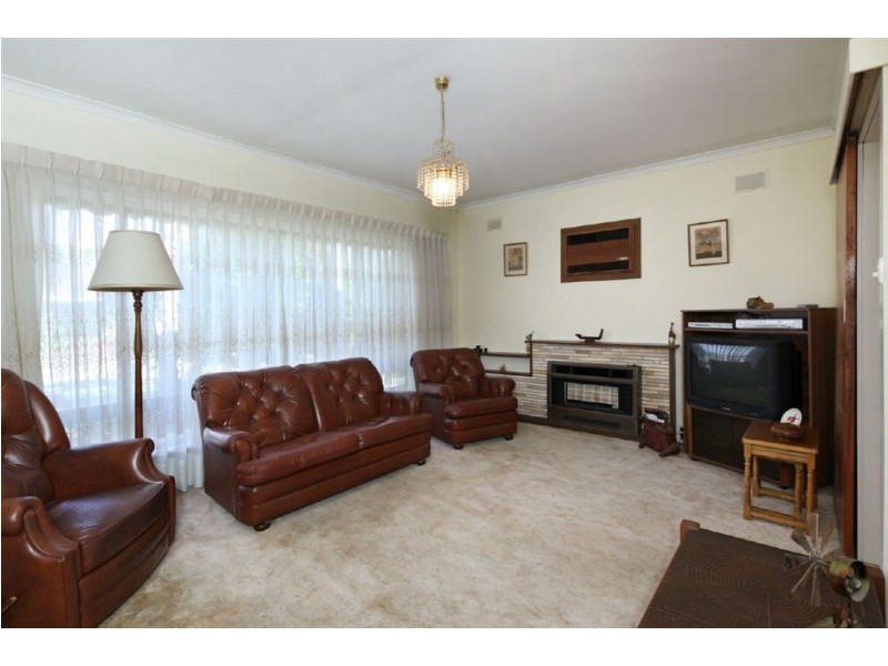 15 Windermere Avenue, Novar Gardens SA 5040