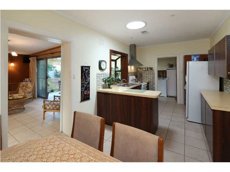 15 Windermere Avenue, Novar Gardens SA 5040