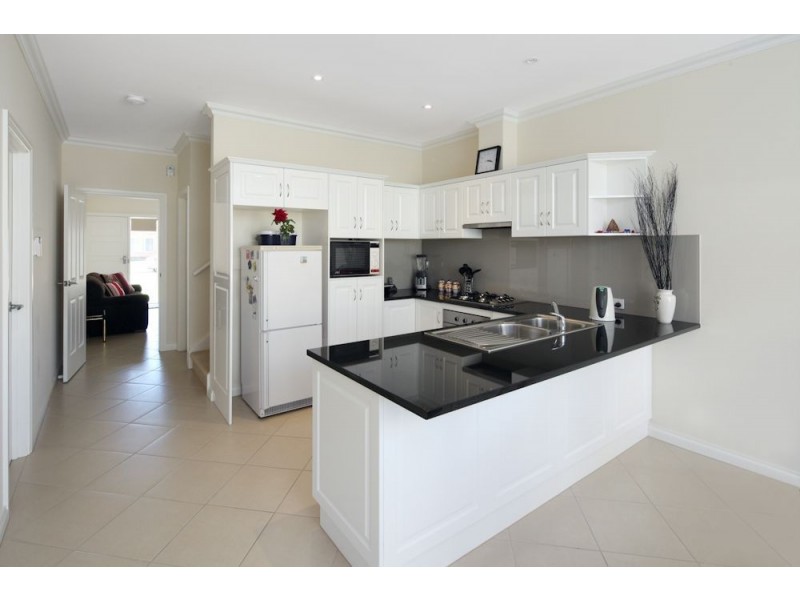 17A Westmoreland Road, Grange SA 5022