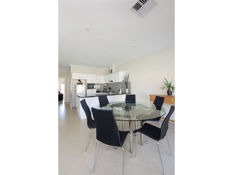 17A Westmoreland Road, Grange SA 5022