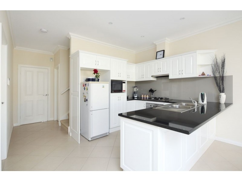 17A Westmoreland Road, Grange SA 5022