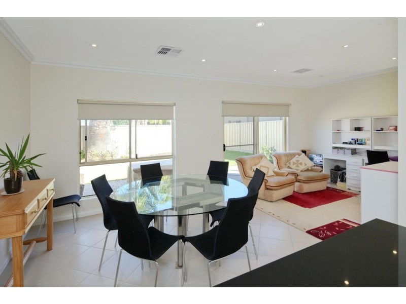 17A Westmoreland Road, Grange SA 5022