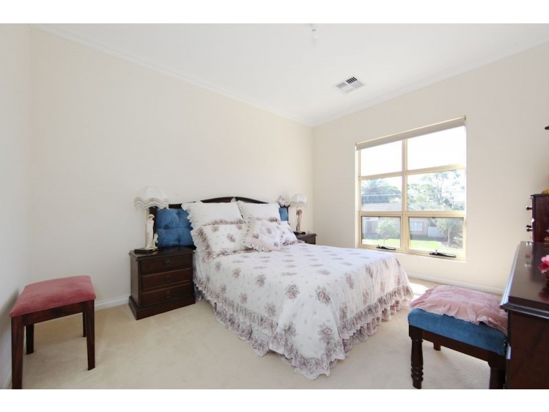 17A Westmoreland Road, Grange SA 5022