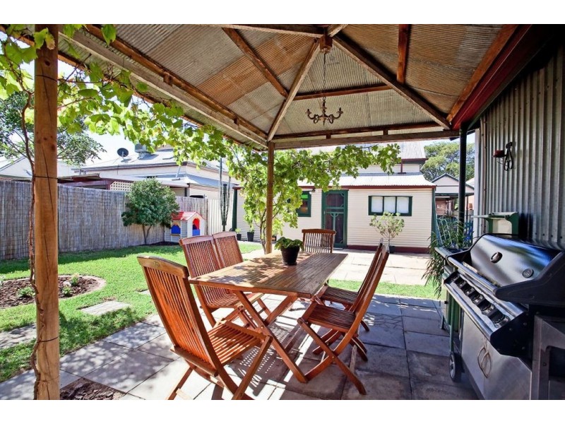 7 Parr Street, Largs Bay SA 5016