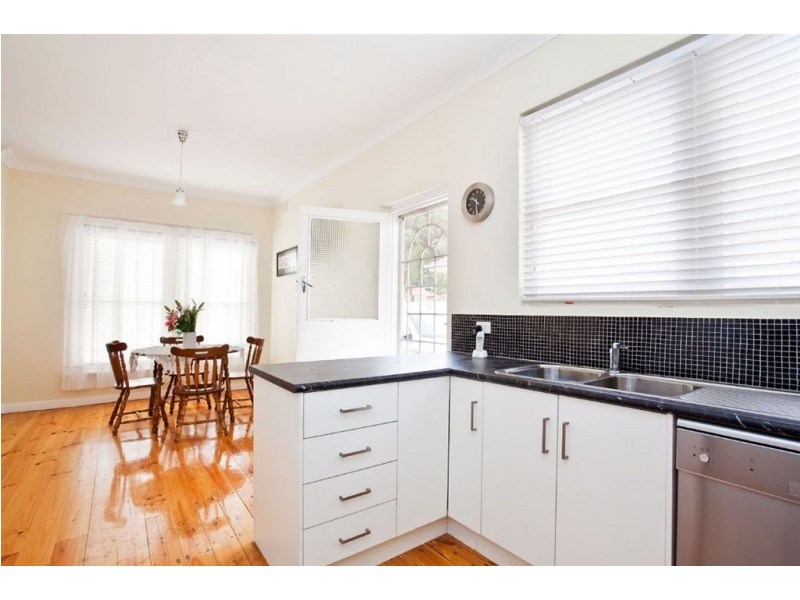 28 Emery Road, Campbelltown SA 5074