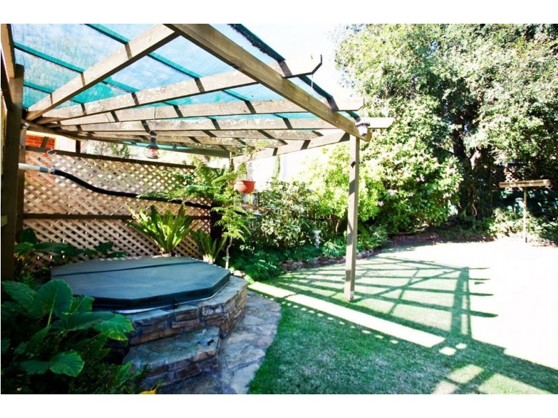 3 Leonard Terrace, Torrens Park SA 5062