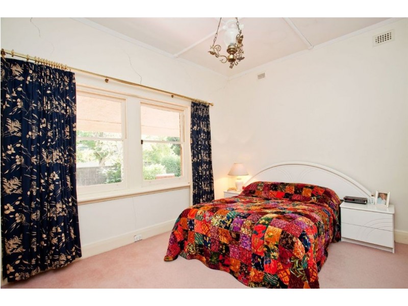 3 Leonard Terrace, Torrens Park SA 5062