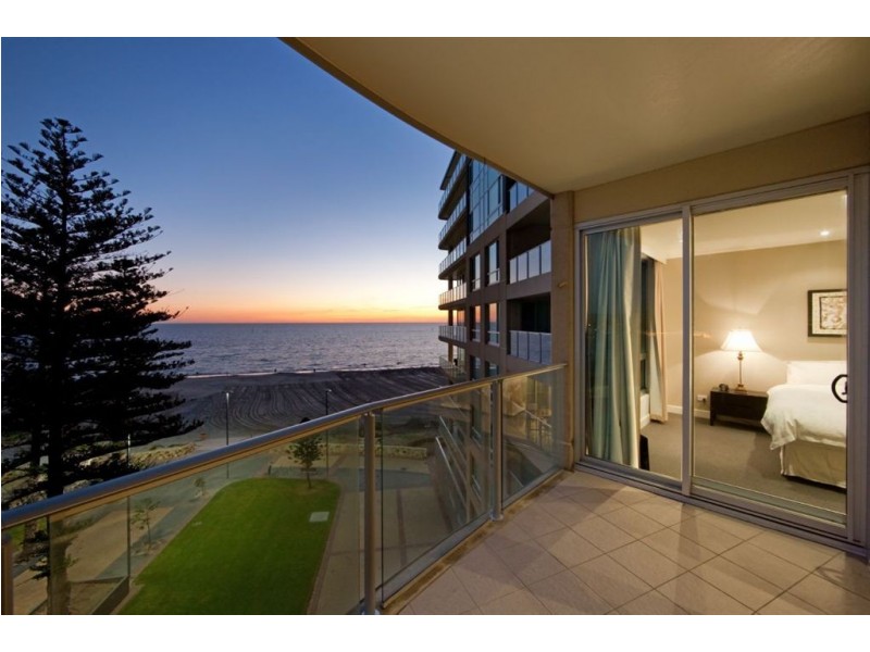 51119 Holdfast Promenade, Glenelg SA 5045